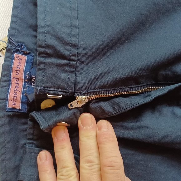 Vineyard Vines pants - Picture 2 of 9